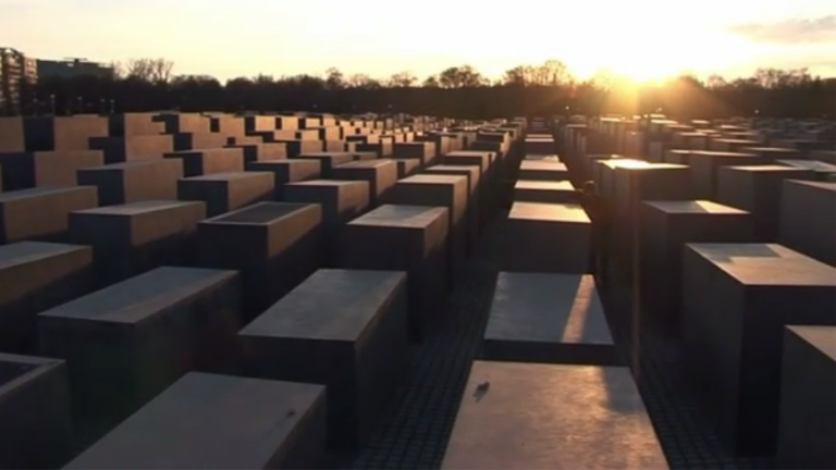 Vorschaubild für Holocaust-Mahnmal