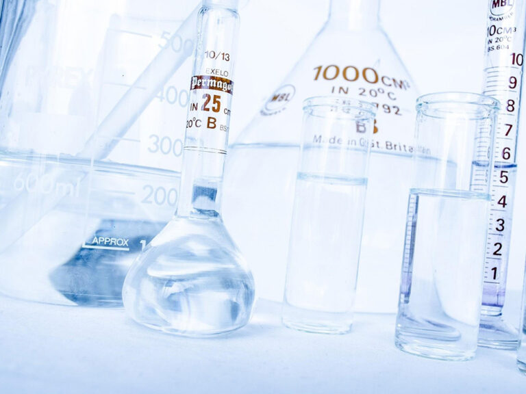 Vorschaubild für Eigenschaften von Stoffen