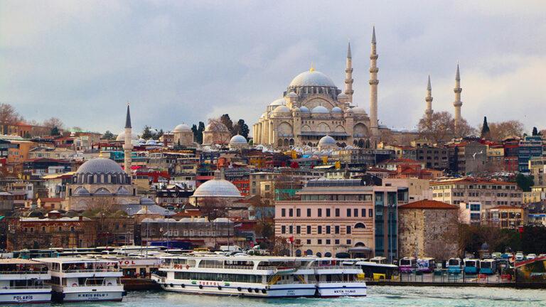 Vorschaubild für Vertretungsstunde Geografie, Deutsch - Istanbul