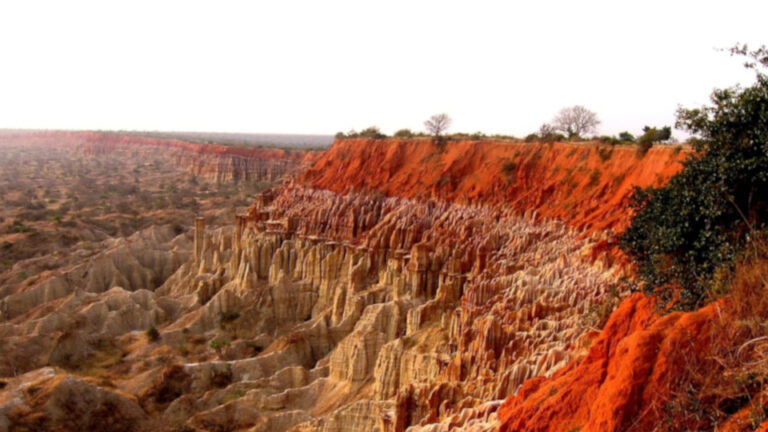 Vorschaubild für Vertretungsstunde Geografie, Deutsch - Angola
