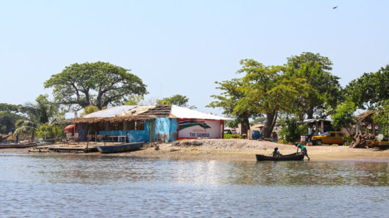 Vorschaubild für Vertretungsstunde Geografie, Deutsch - Gambia