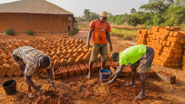 Vorschaubild für Vertretungsstunde Geografie, Deutsch - Guinea-Bissau
